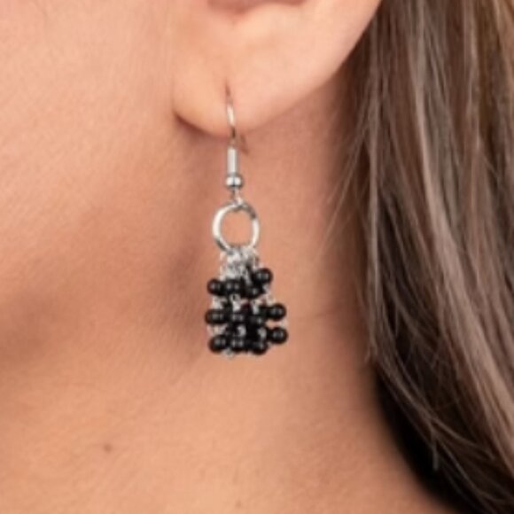 Paparazzi Jewelry - Party Posh Princess Black Earrings